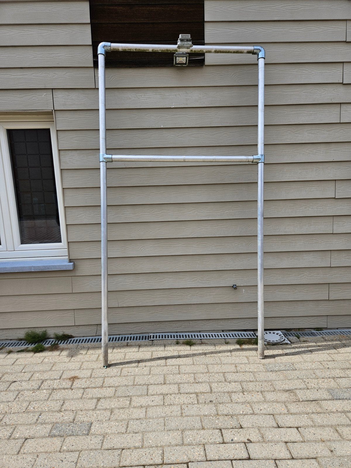 Reclamebord/ spandoek frame, Ophalen