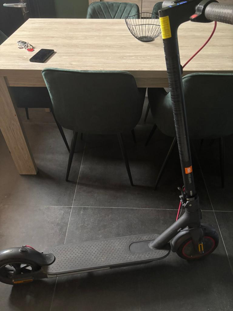 Xiaomi Mi Electric Scooter Pro 2 – Goede staat, Ophalen, Zo goed als nieuw