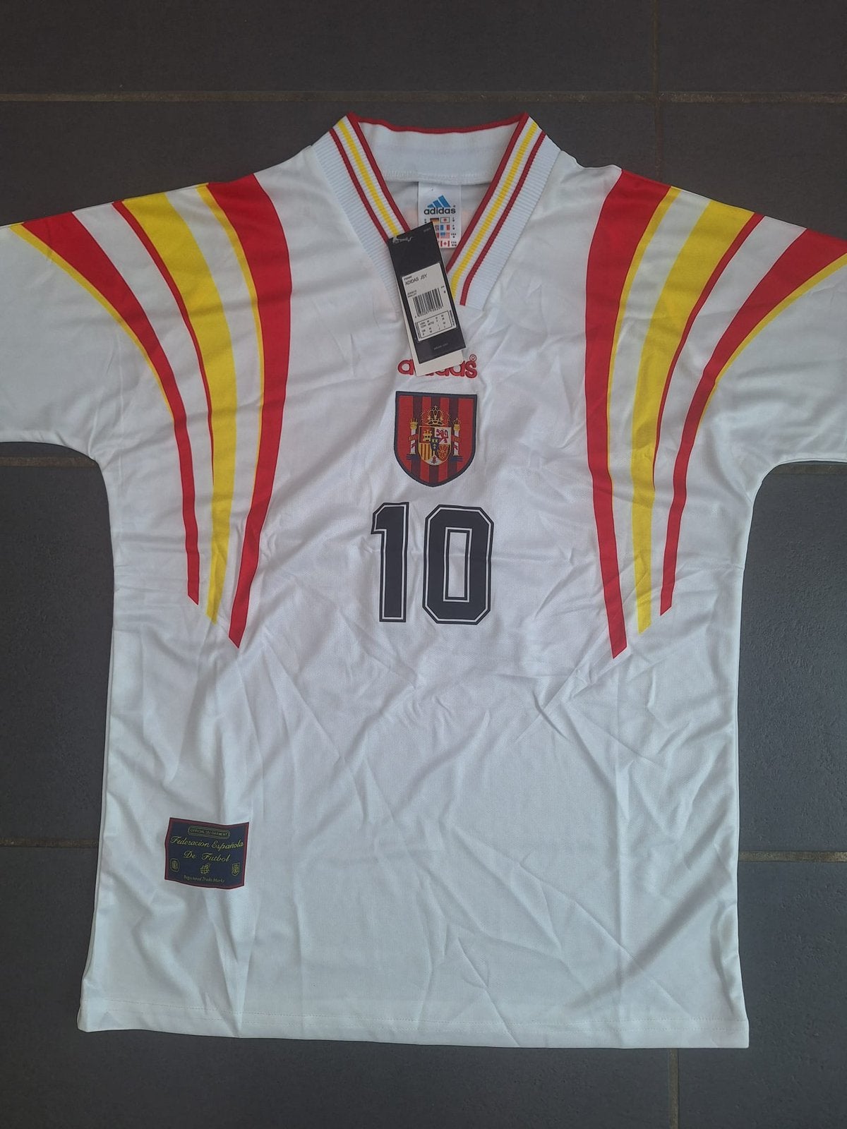 Nieuw voetbal-shirt, Vêtements | Hommes, Vêtements de sport, Enlèvement ou Envoi, Comme neuf, Taille 48/50 (M), Football