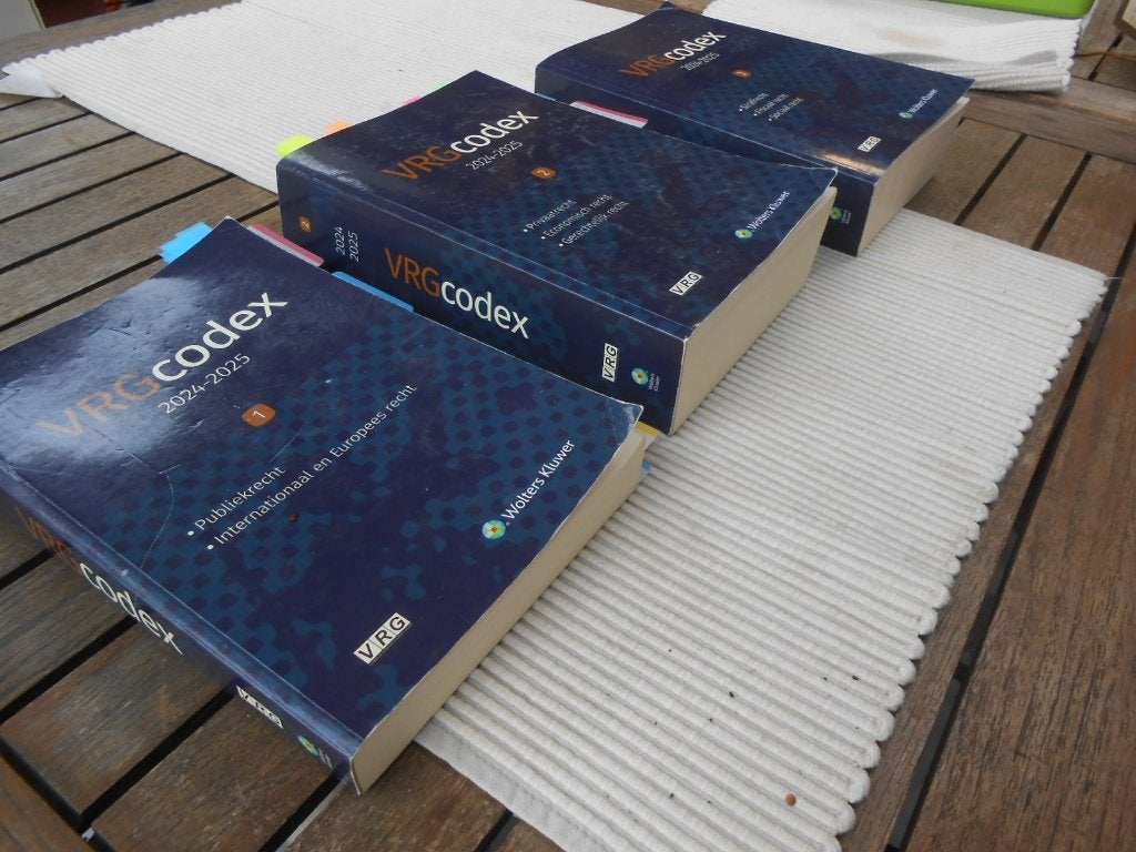 boek VRG codex, Boeken, Studieboeken en Cursussen, Ophalen of Verzenden, Gelezen, Hoger Onderwijs