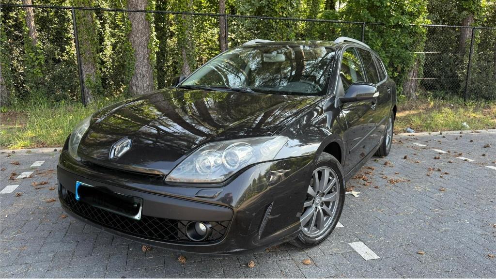 Renault Laguna 1.5 dCi | 2011 | 170.000km | Topstaat, Voorwielaandrijving, Stof, Zwart, 4 cilinders