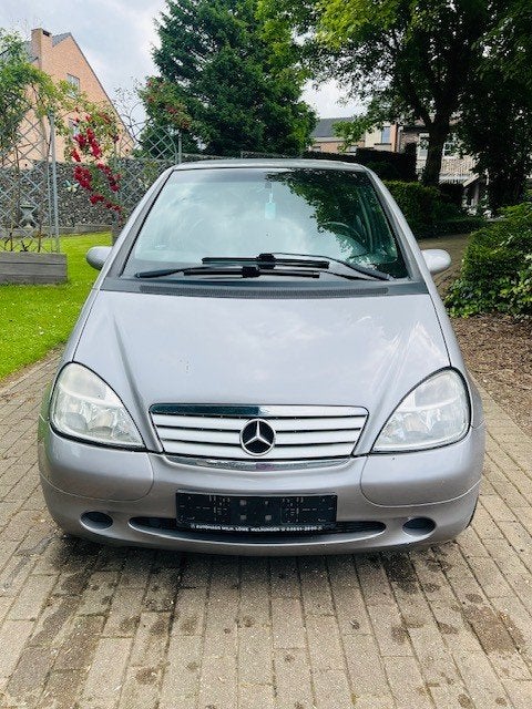 Mercedes A160 Avantgarde Aut., Auto's, 75 kW, Monovolume, 4 cilinders, Leder en Stof