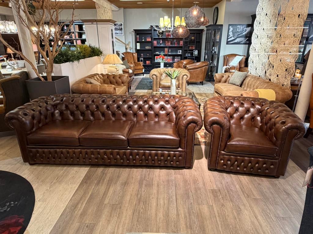 ENGELSE CHESTERFIELD salon 3,5 zits + fauteuil bruin, Enlèvement ou Envoi, Comme neuf