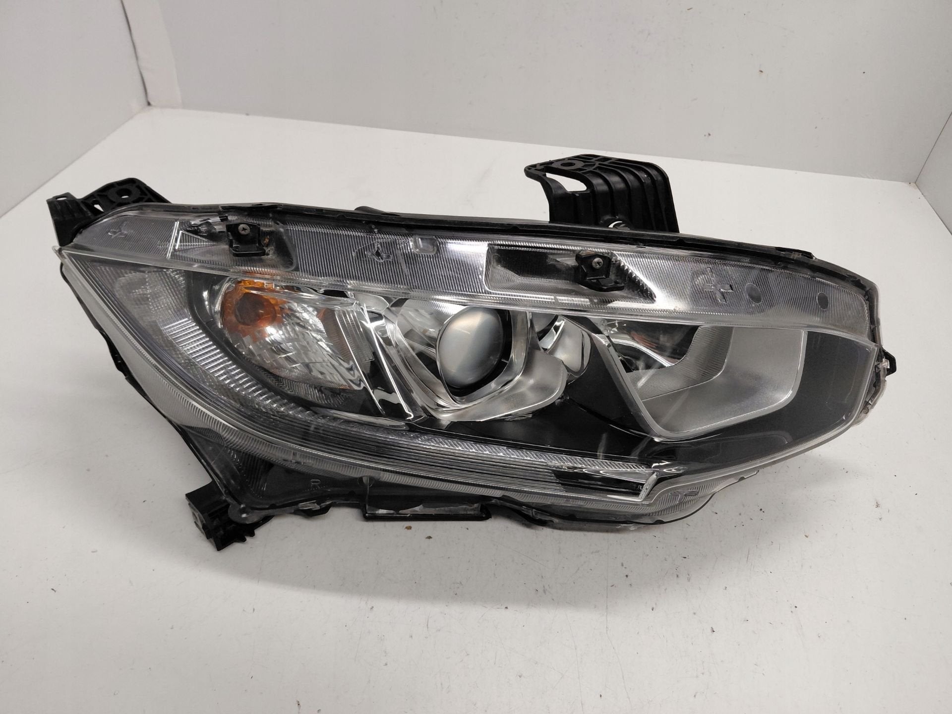 Phare Honda Civic X, Info@honda.co.jp, Utilisé, Minami-Aoyama 2-chome 1-1
107-8556  Tokyo, Honda Motor Co., Ltd.