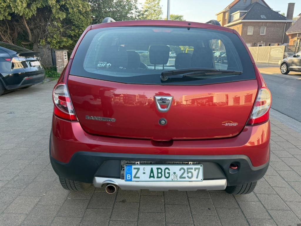 Dacia Sandero Sandero Stepway 1.6i Stepway, Rouge, Euro 5, Achat, Entreprise