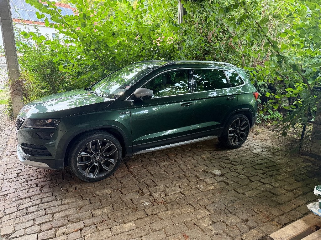 Skoda Karoq Scout 4x4, Autos, Skoda, Achat, Euro 6, Boîte manuelle, Diesel