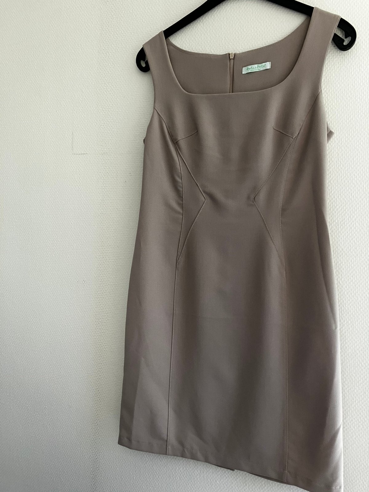 Stijlvol kleedje beige, maat L., Kleding | Dames, Ophalen of Verzenden, Zo goed als nieuw, Maat 42/44 (L), Beige
