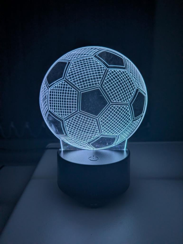 Leuk nachtlampje in de vorm van een voetbal, Ophalen of Verzenden, Zo goed als nieuw, Lamp