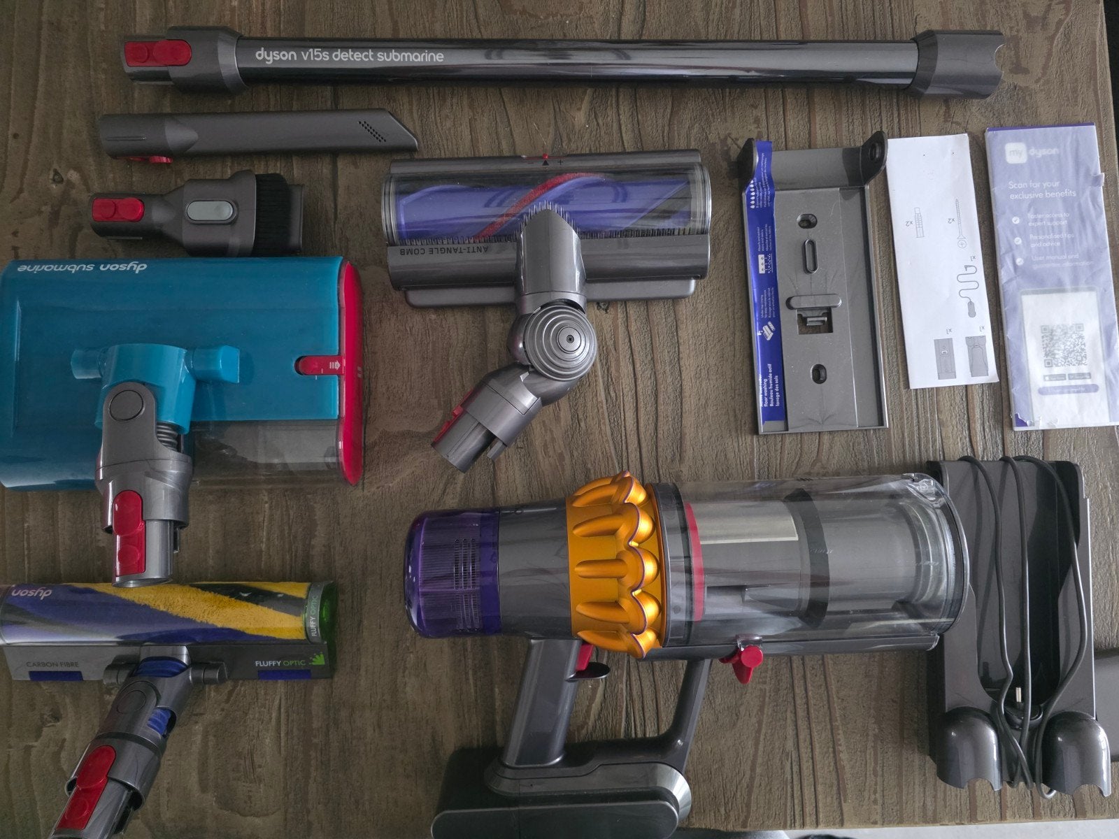 Dyson v15s submarine incl factuur en garantie, Elektronische apparatuur, Ophalen, Steelstofzuiger, Dyson