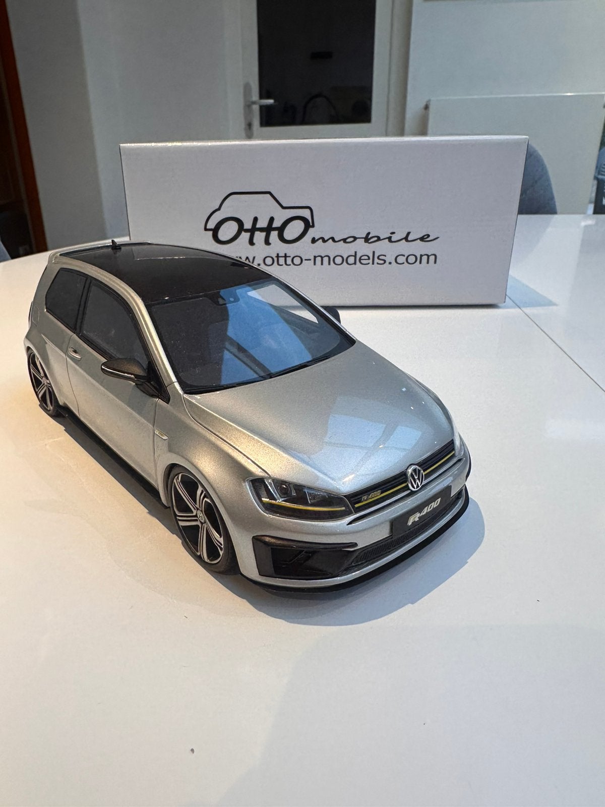 VW GOLF 7 Concept R 400 1/18 Otto, Hobby & Loisirs créatifs, Voitures miniatures | 1:18, Enlèvement ou Envoi, Neuf, Voiture, OttOMobile