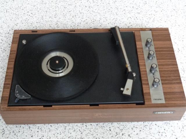 Tourne-disque stéréo BRUNS modèle RSP 8ST de 1970 avec cover, Enlèvement ou Envoi, Utilisé, Tourne-disque, Autres marques
