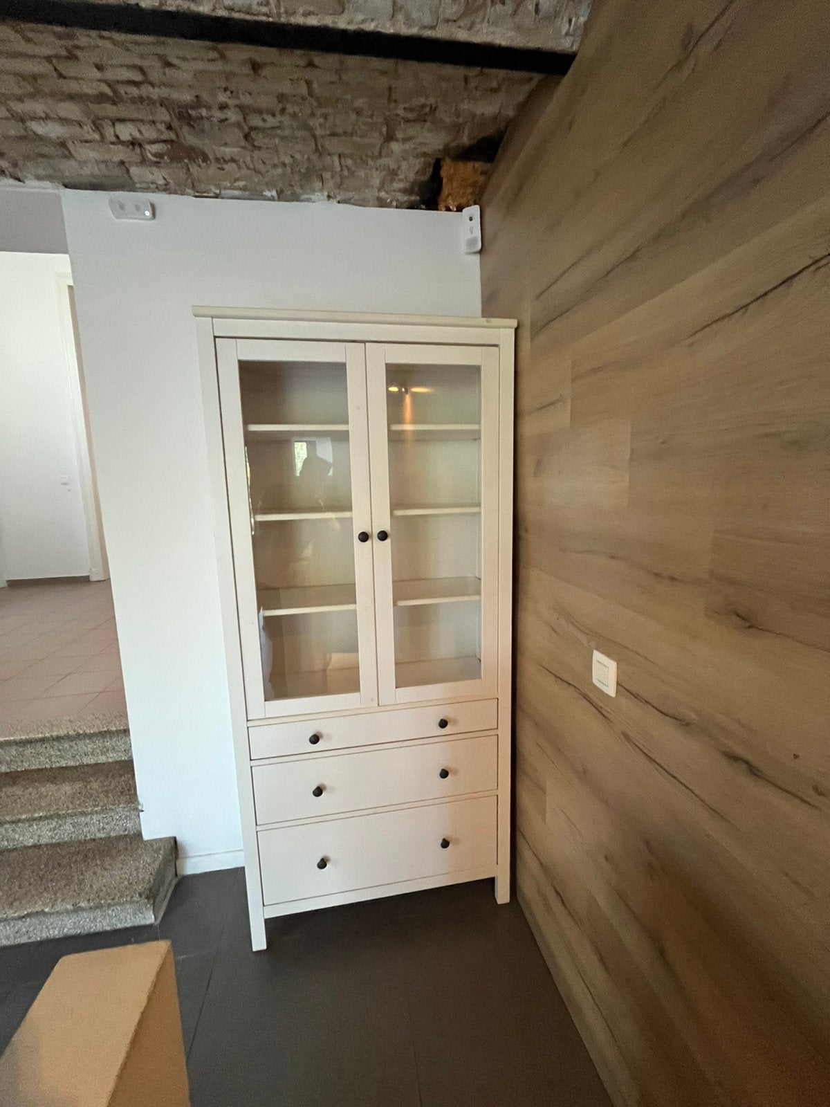 Vitrine / Vaisselier IKEA Hemnes blanc avec 3 tiroirs, Maison & Meubles, Enlèvement, Utilisé