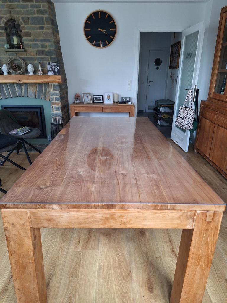 Table bois massif teck