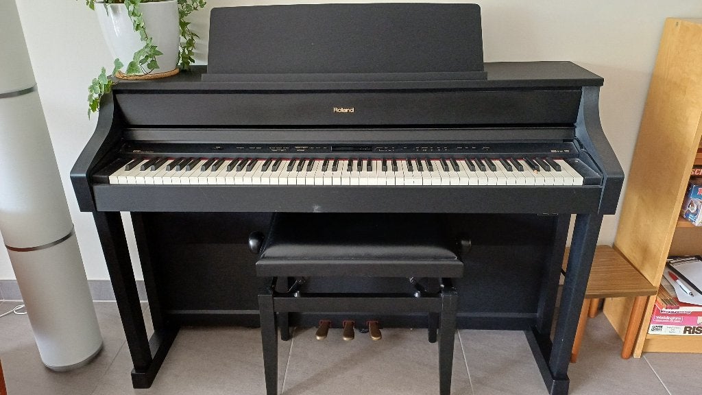 Roland HP507 digitale piano, Muziek en Instrumenten, Ophalen, Zwart, Digitaal, Zo goed als nieuw