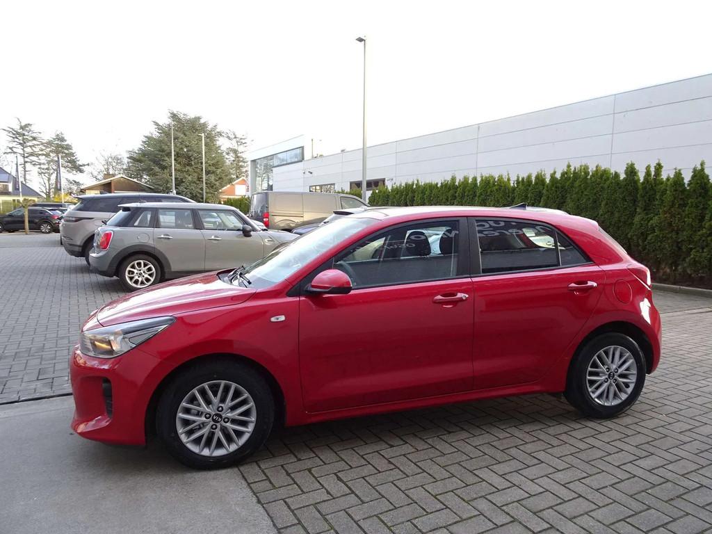 Kia Rio 1.2i 5d. Fusion CAMERA,CARPLAY,NAVI,BLUETH,AIRCO, Rouge, Euro 6, Entreprise, https://public.car-pass.be/vhr/28142d3f-7a98-4a54-8478-e89b0cda2486