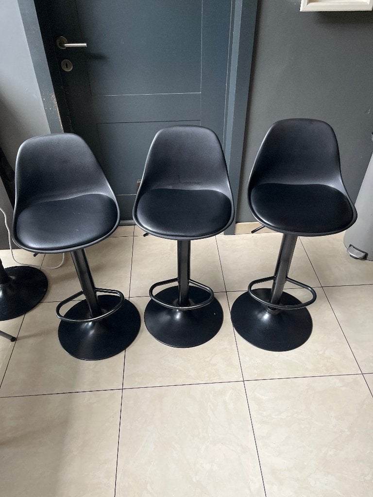 3/6tabourets/chaises hautes noirs pivotants, Enlèvement, Utilisé, Métal, 5 tabourets ou plus