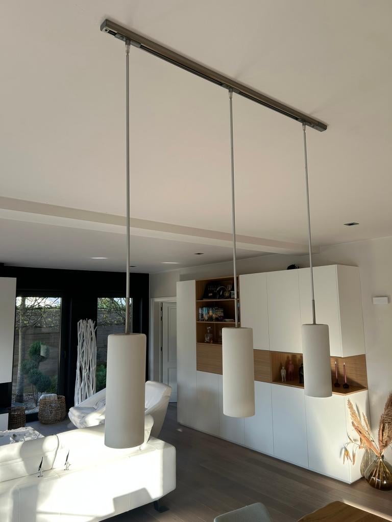 Moderne en strakke luster - railverlichting, Huis en Inrichting, Lampen | Kroonluchters, Ophalen, Gebruikt, Glas, Strak