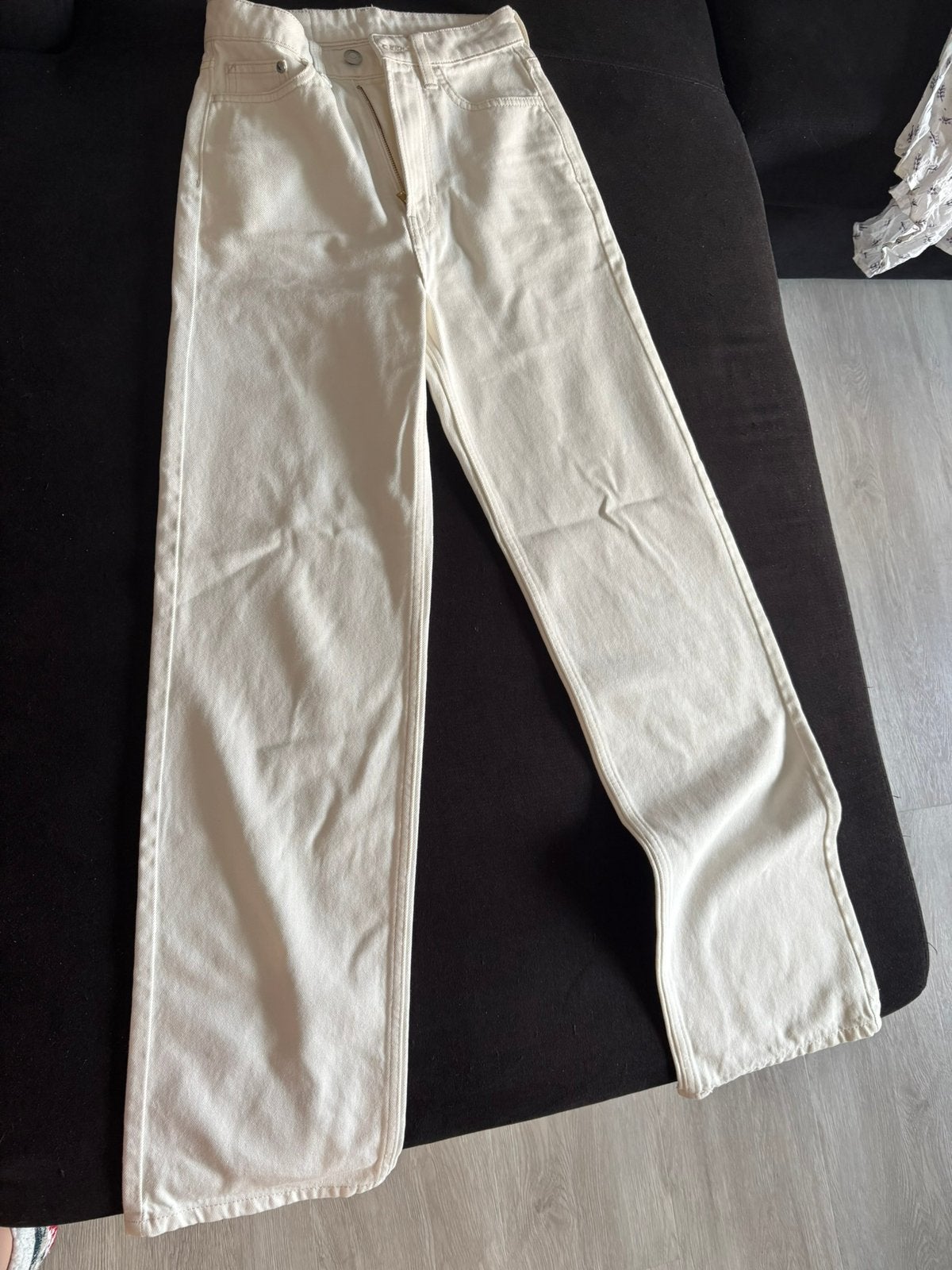 Nieuwe jeans – maat 32, Kleding | Dames, Broeken en Pantalons, Ophalen of Verzenden, Zo goed als nieuw