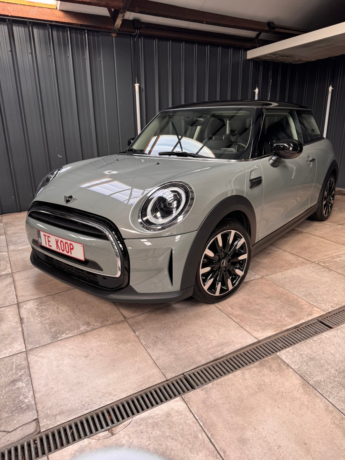 Mini Cooper | Yours Trim | Automaat | 1.5 benzine 136pk, Leder, Bedrijf, 5 zetels, 3 cilinders