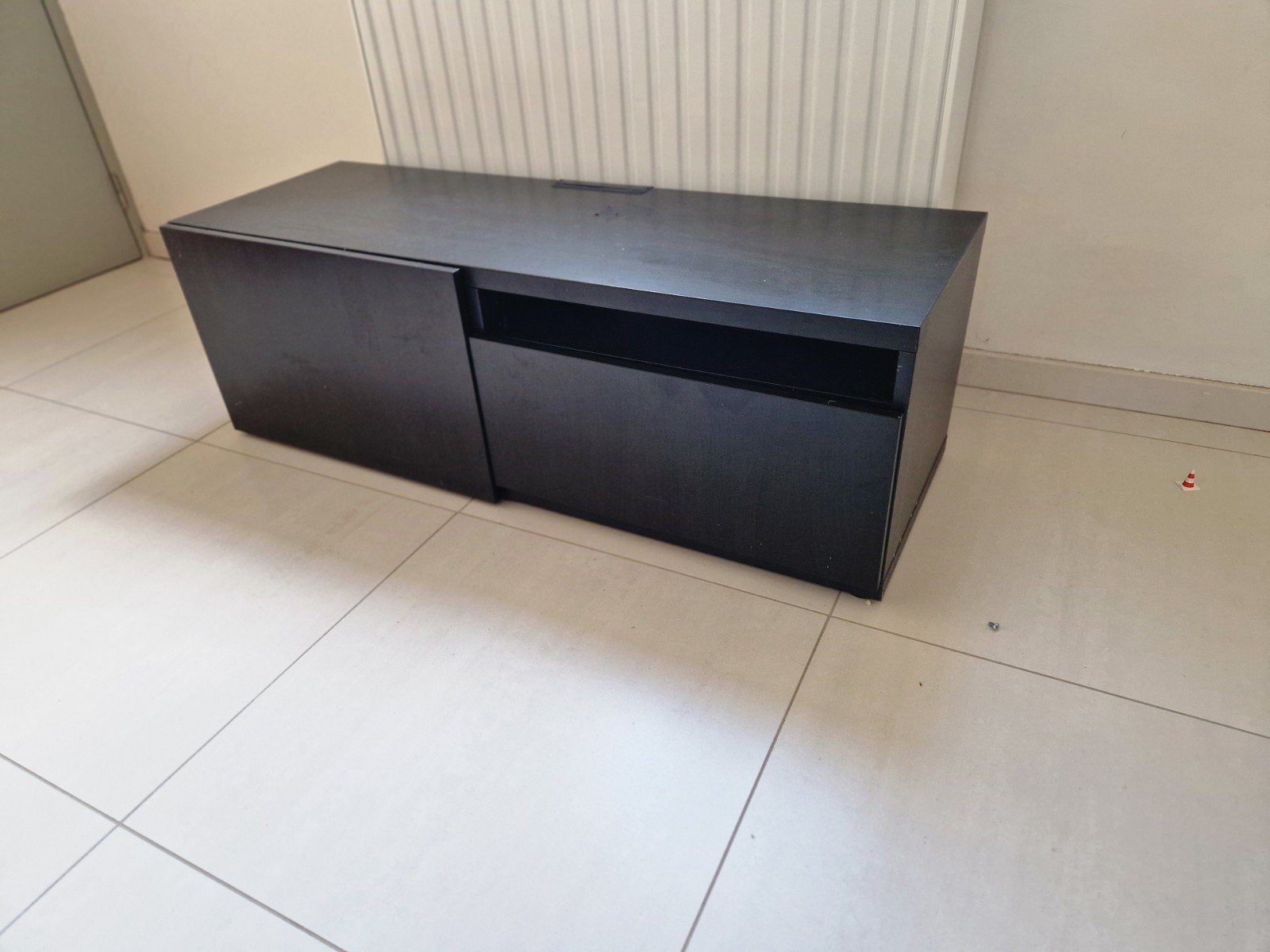 ikea BESTA tv kast 120cm, Huis en Inrichting, Woonaccessoires | Kisten, Ophalen, 50 – 75, Gebruikt, 100 tot 150 cm