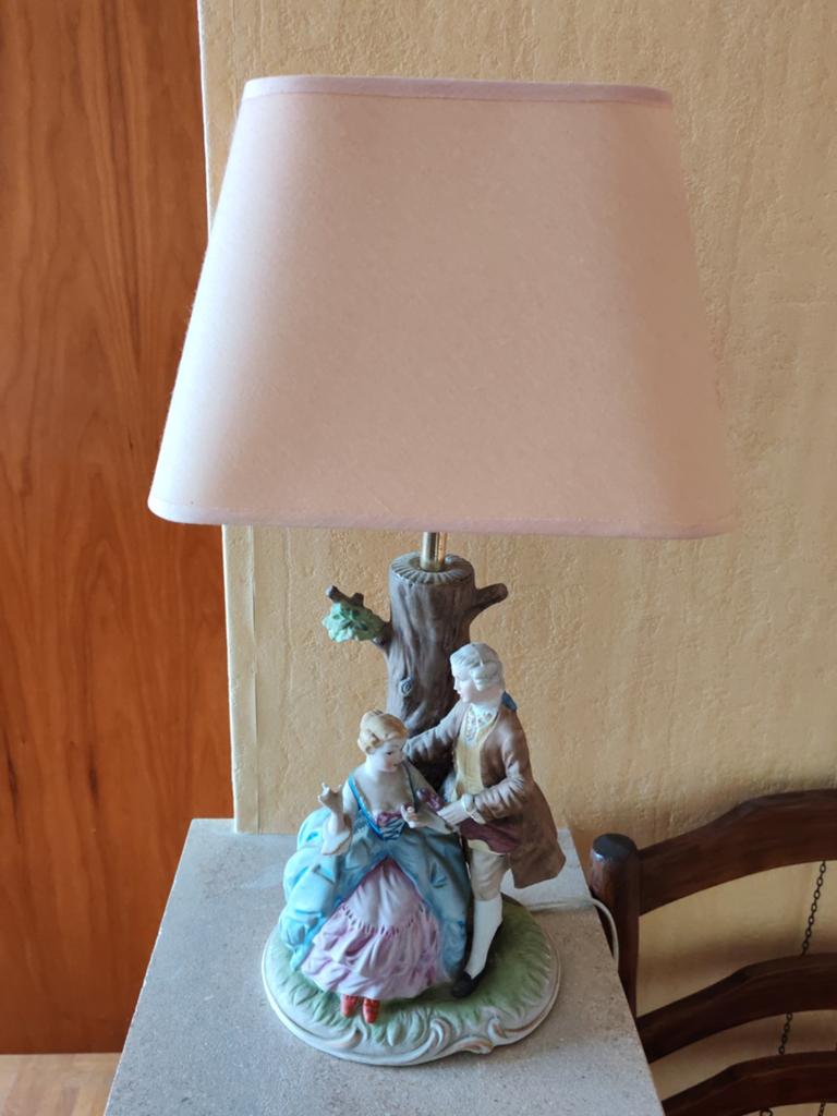 Lampe en "biscuit", Antiquités & Art, Enlèvement