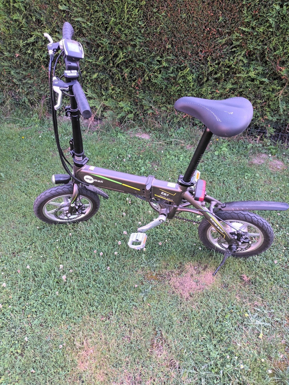 Vélo pliable électrique état neuf eb7