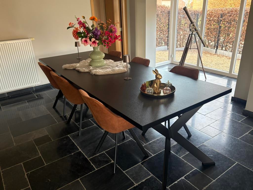Eetkamertafel en stoelen, Ophalen, Zo goed als nieuw