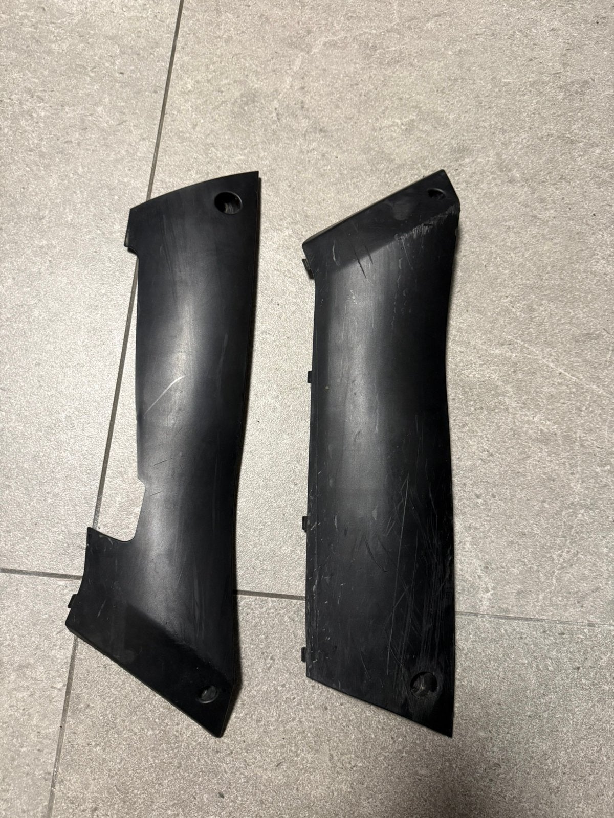 Peugeot kisbee kappen onder voetplank, Enlèvement, Comme neuf