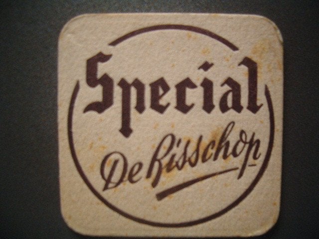 Bierviltje De Bisschop Leupegem 4 : 94 x 94 mm, Verzamelen, Ophalen of Verzenden, Gebruikt, Viltje(s)