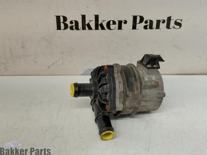 Pompe à eau d'un Audi S5, -, -, 3 mois de garantie, Audi