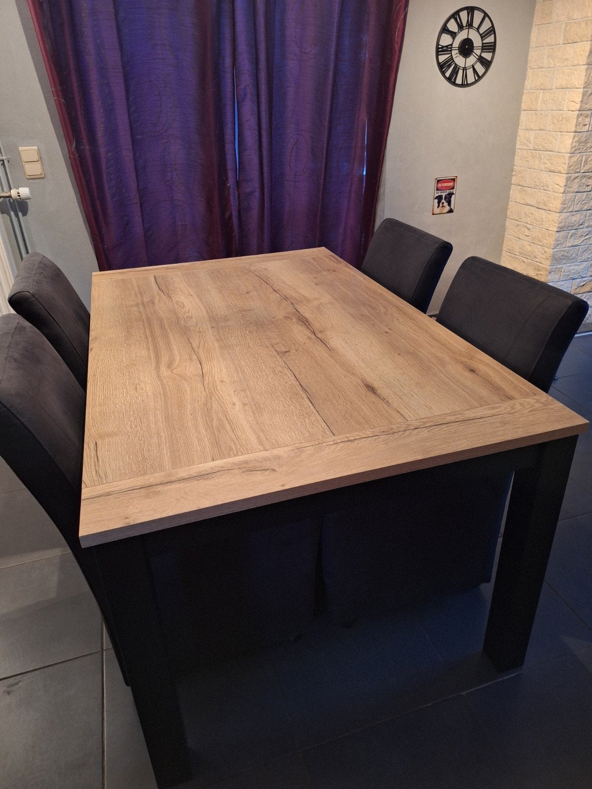 Table de salle à manger, Enlèvement