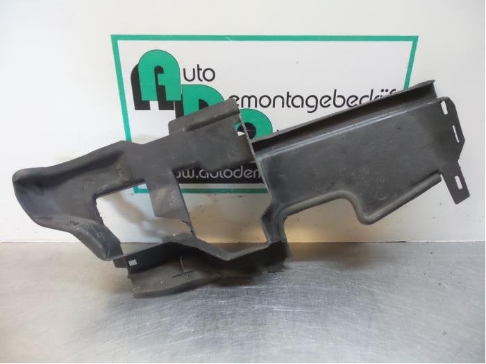 Guidage d'air d'un BMW 7-Serie (7-Serie 02-), -, 3 mois de garantie, Utilisé, -