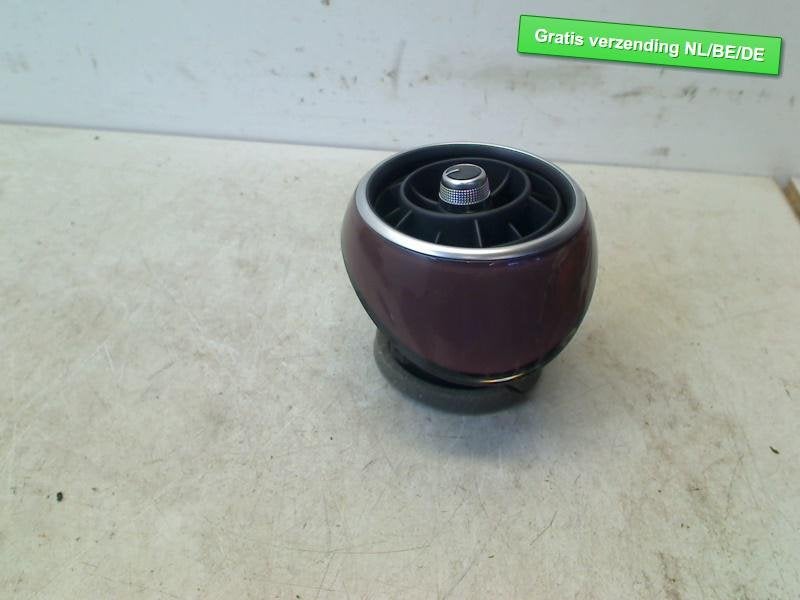 DASHBOARD LUCHTROOSTER LINKS Audi A1 Sportback (8XA / 8XF), Info@audi.de, Audi, Audi AG, Gebruikt