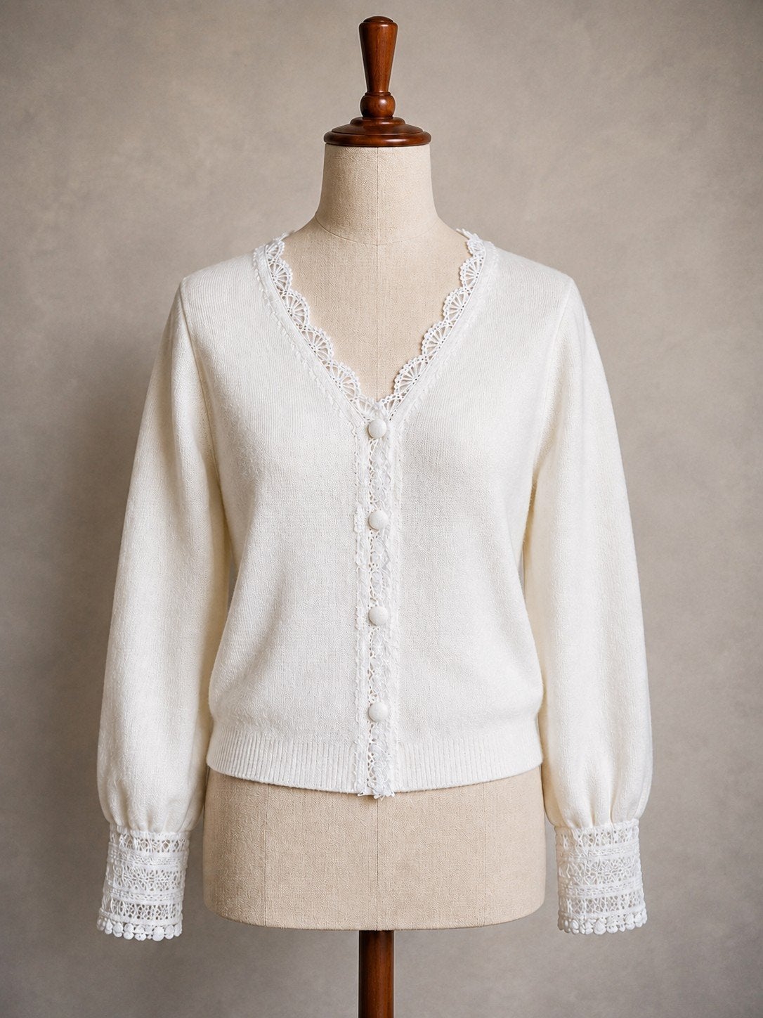 Zeer mooi superzacht truitje - nieuw - maat M/L, Vêtements | Femmes, Pulls & Gilets, Enlèvement ou Envoi, Neuf