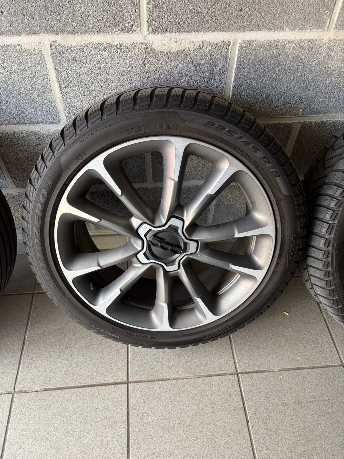 Jantes fiat 500X, Autos : Pièces & Accessoires, Pneus & Jantes, Enlèvement ou Envoi, Pneus hiver, Pneu(s)