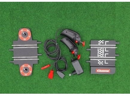 Carrera Go: Aansluitstuk met transfo + 2 handregelaars, Racebaan, Carrera, Ophalen of Verzenden, Zo goed als nieuw