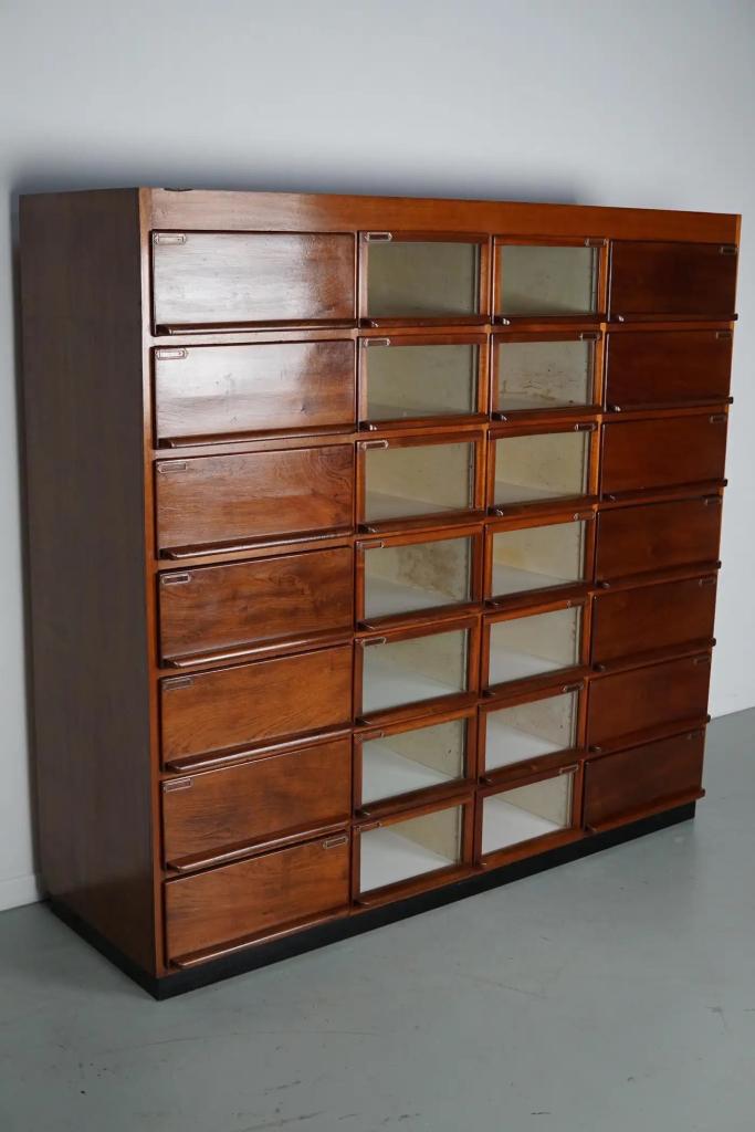 Grote Vintage Nederlandse Houten Fourniturenkast, Antiek en Kunst, Ophalen of Verzenden