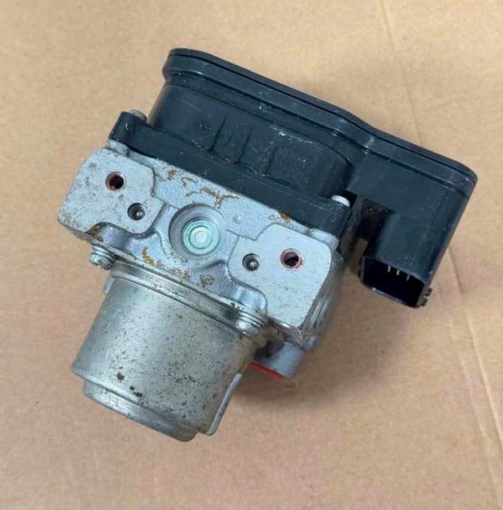 HONDA CB 600 F HORNET 2007-2013 ABS rem remmen Pomp CB600F, Motoren, Ophalen of Verzenden, Gebruikt