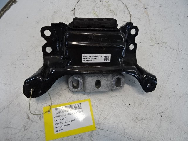 SUPPORT BOITE DE VITESSES Golf VII (AUA) (5Q0199555AB), Utilisé, Volkswagen