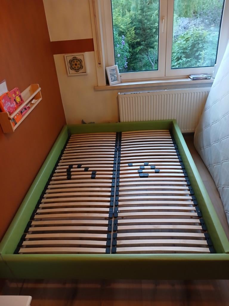 Bed, Ophalen, 210 cm