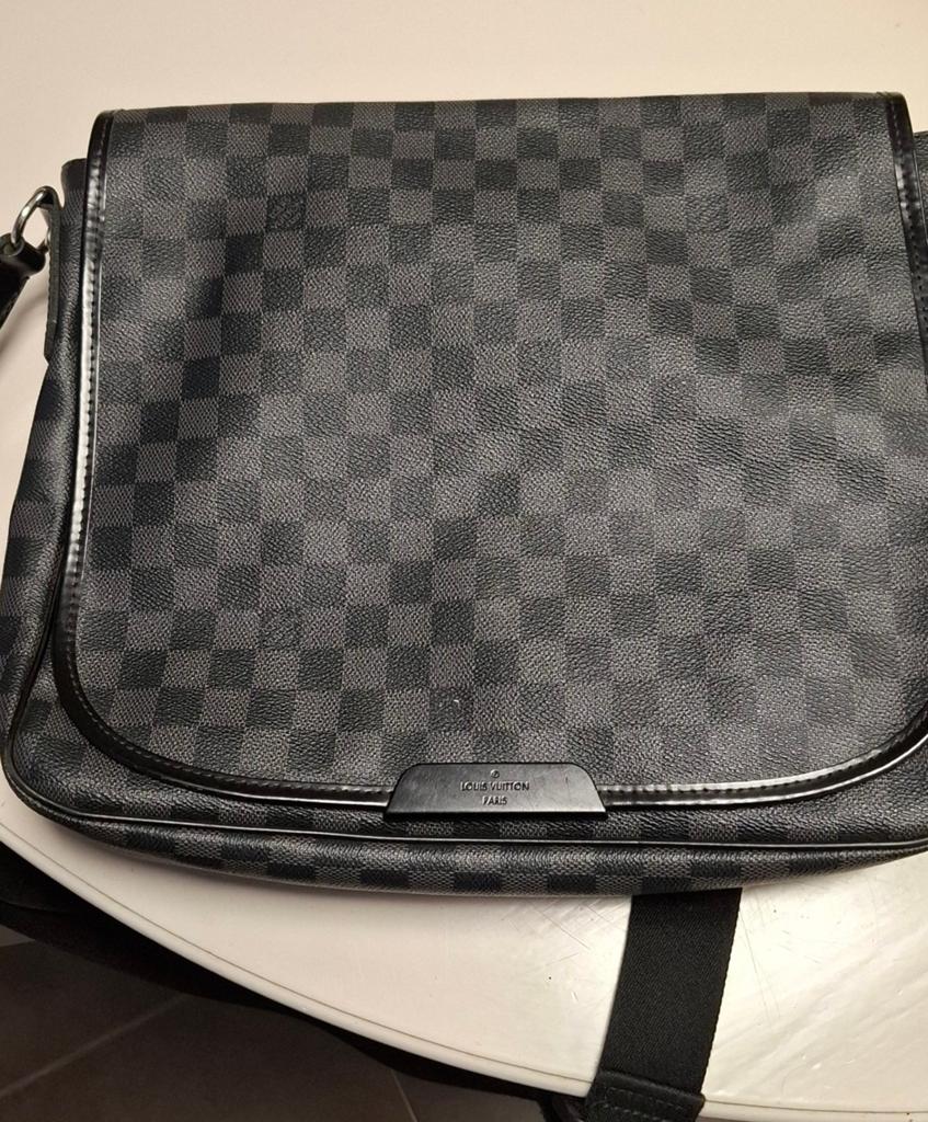 Prachtige Louis Vuitton tas, Handtassen en Accessoires, Tassen | Schoudertassen, Ophalen of Verzenden, Zwart