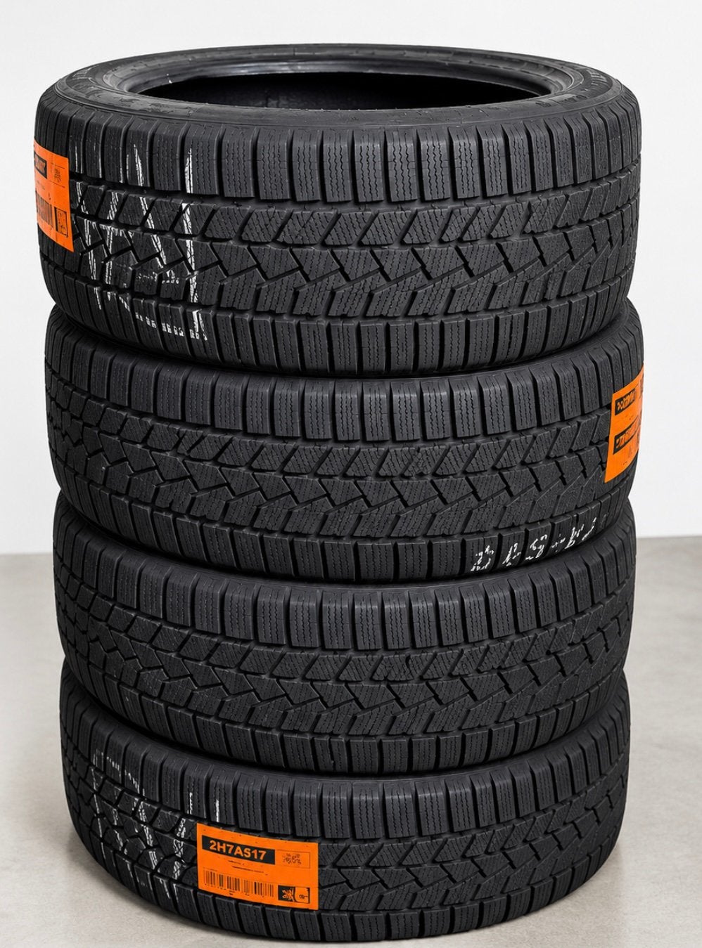 Pneux d’hiver Continental 19’, Autos : Pièces & Accessoires, Neuf, Pneus hiver, 255 mm, Pneu(s)