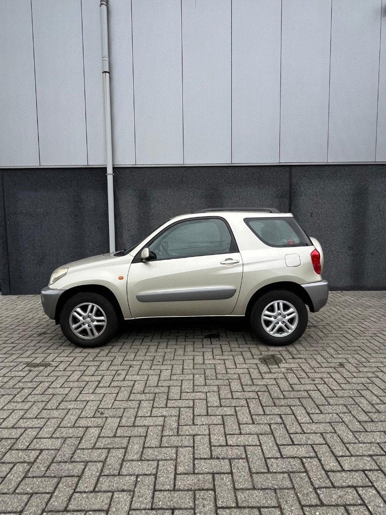 Toyota RAV4, Autos, Toyota, Achat, Entreprise, Boîte manuelle, Beige