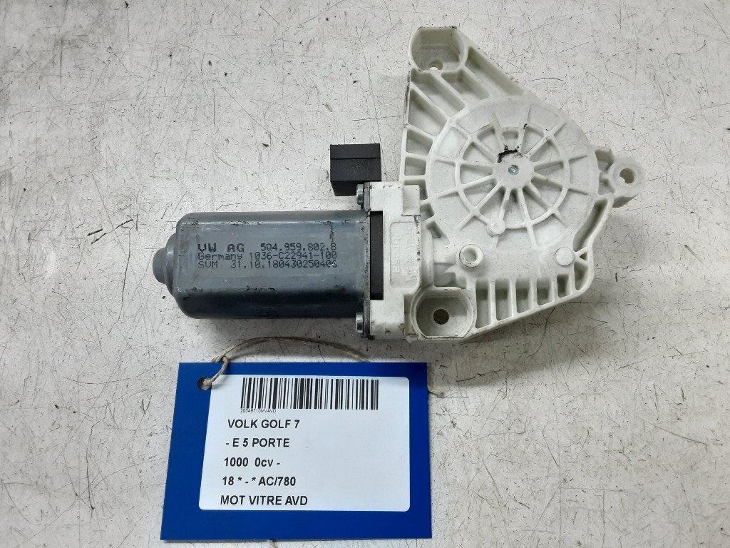 MOTEUR LEVE VITRE ELECTRIQUE AVANT DROIT Golf VII (AUA), Autos : Pièces & Accessoires, Volkswagen, Volkswagen AG, Utilisé, Kundenbetreuung@volkswagen.de