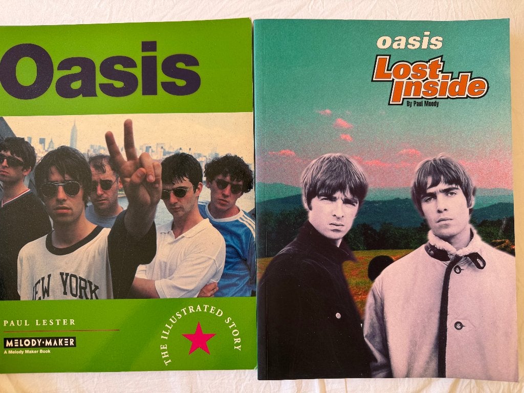 OASIS. Lot de 2 revues collector NEUVES, Envoi, Neuf, Artiste