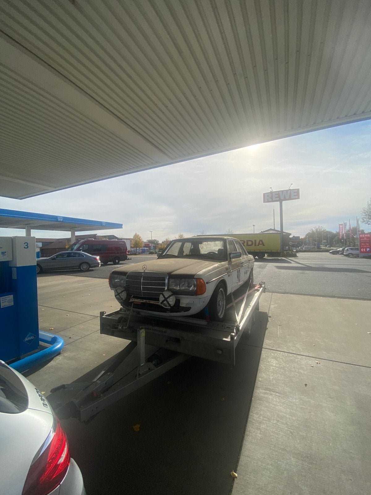 Mercedes W123 230E oldschool, foto 5