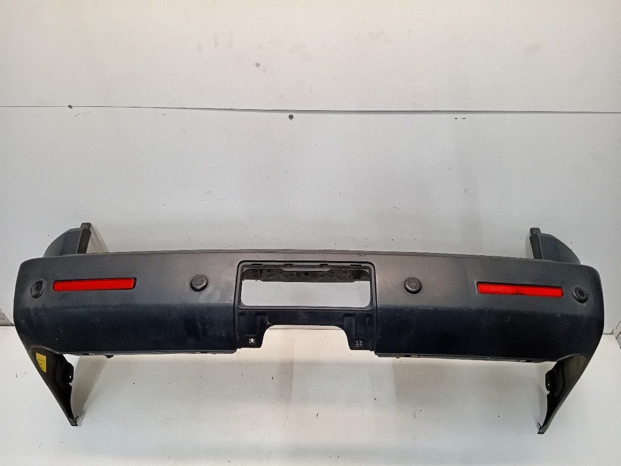 Bumper achter Land Rover Discovery, Onderdelen@venauto.nl, Van der Ven Autorecycling B.V., Ettenseweg 76, 4706 PB Roosendaal, The Netherlands