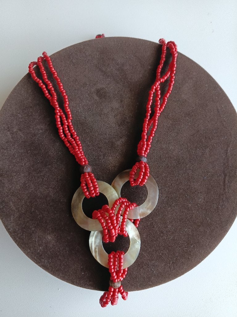 Halsketting, Ophalen, Zo goed als nieuw, Rood, Kunststof