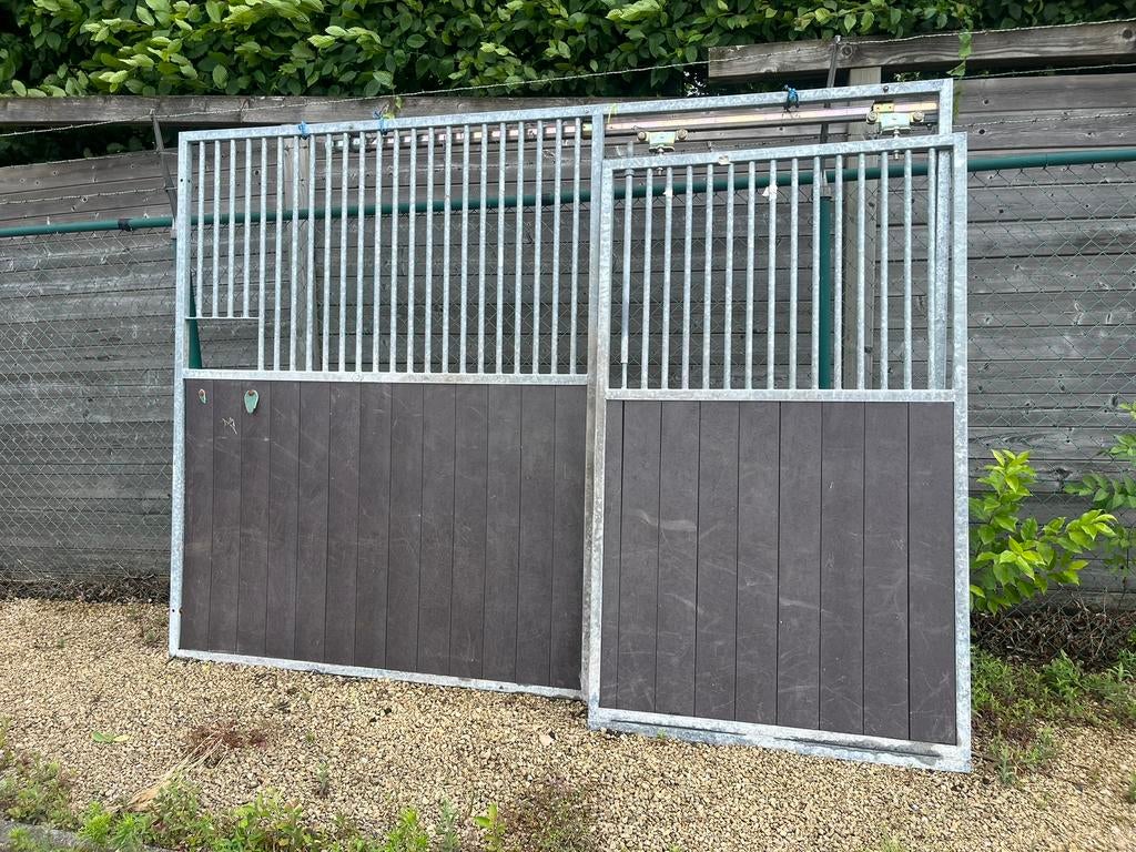 Paarden stal deur