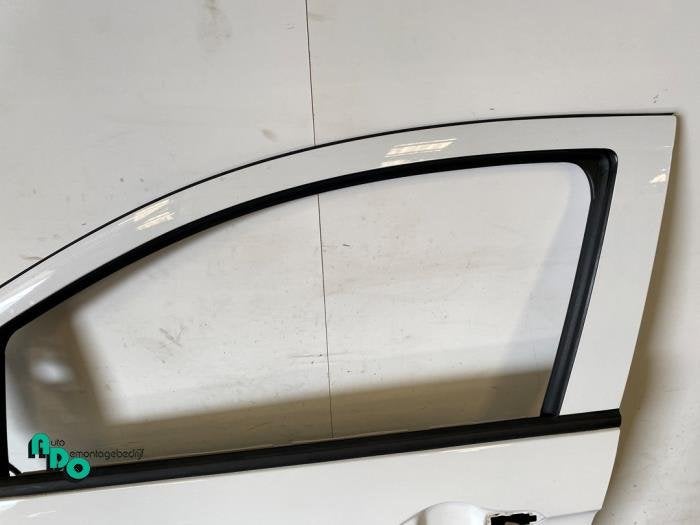 Portier 4Deurs links-voor van een Opel Karl (Karl 15-) (GAZ), Auto-onderdelen, Gebruikt, -, Deur, -